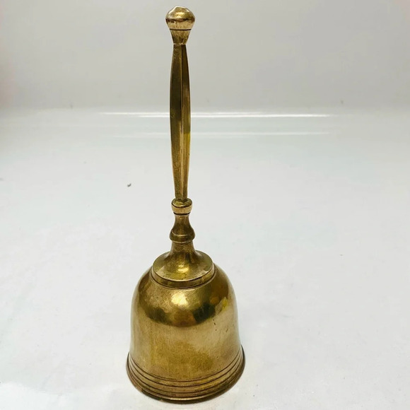Vintage Brass Bell Tall Handle  School House‎ Teacher Chime Boho Decor Dinner - Picture 1 of 8
